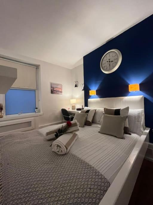 Modern Studio In Barbican Ec1 - Blue - F4 Λονδίνο Εξωτερικό φωτογραφία